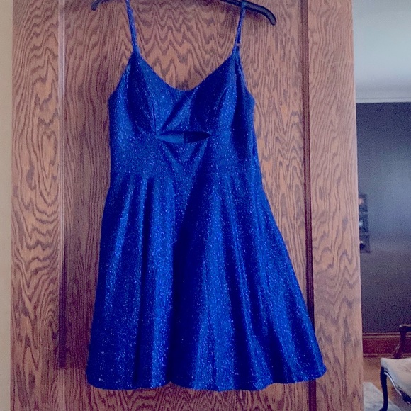 City Studio Dresses & Skirts - City studio gorgeous sparkly blue dress with pockets size 11